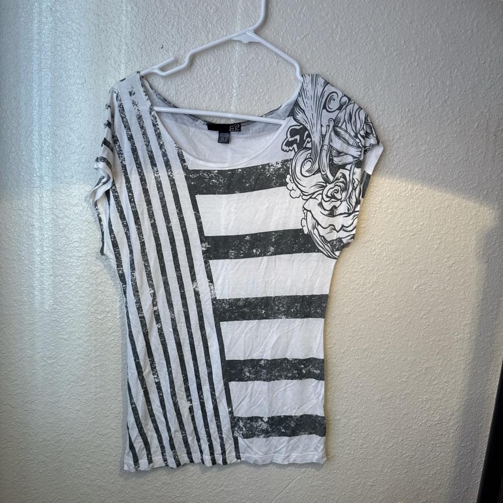 Y2K Fox woman's shirt